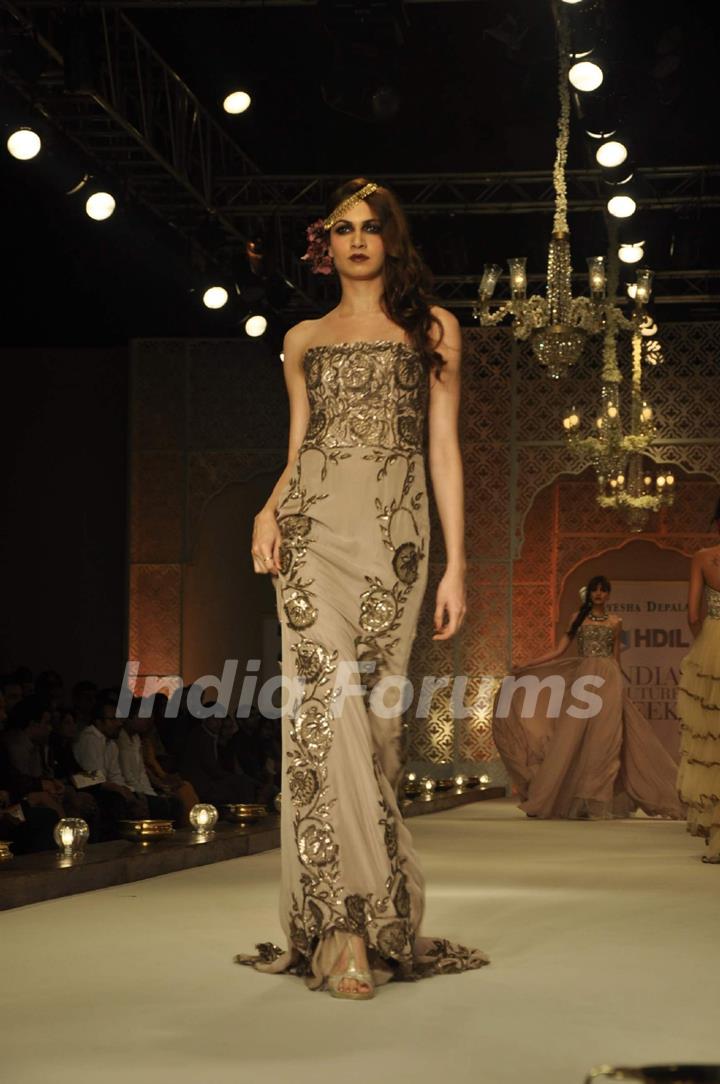 Model on the ramp for designer Ayesha and Deepala Collection at HDIL day 3