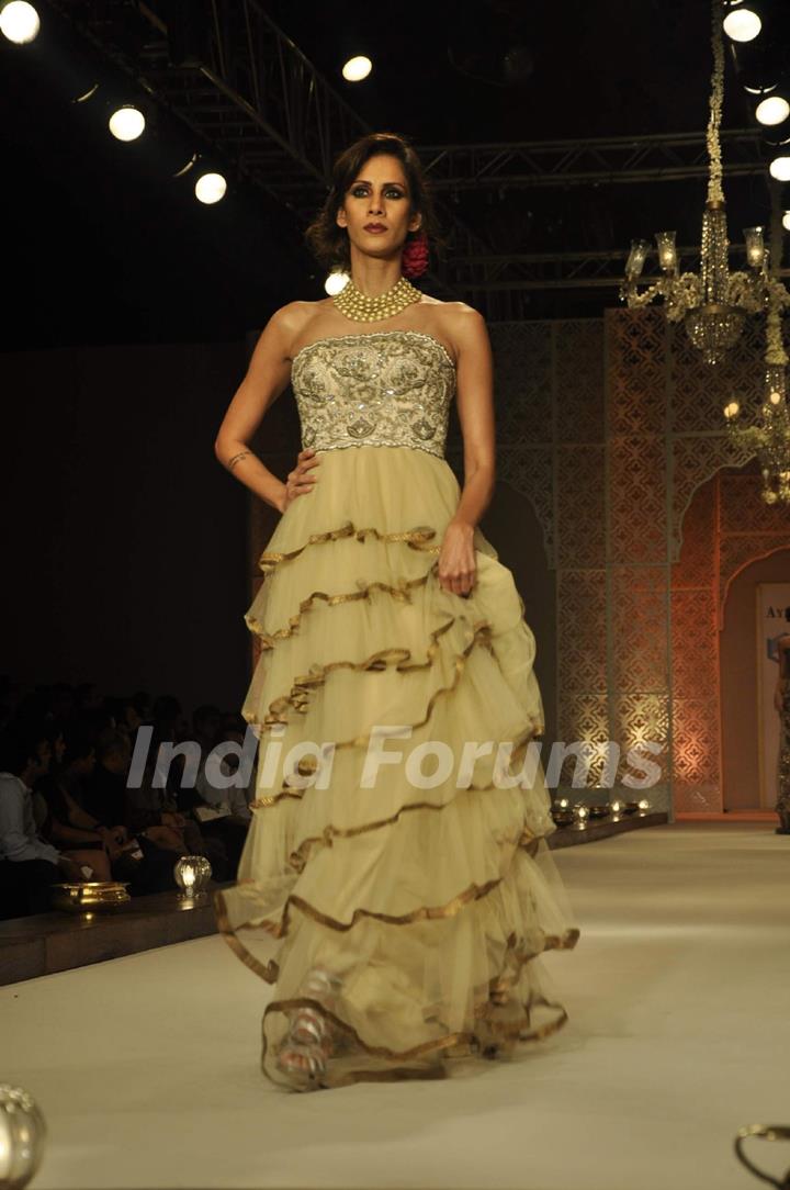 Model on the ramp for designer Ayesha and Deepala Collection at HDIL
