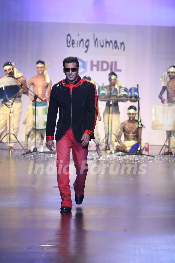 Salman Khan in Being Human show at HDIL India Couture Week 2010