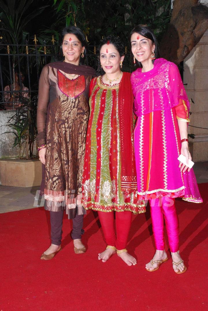 Priya Dutt, Manyata Dutt and Namrata Dutt at Mata ki Chowki at Bandra