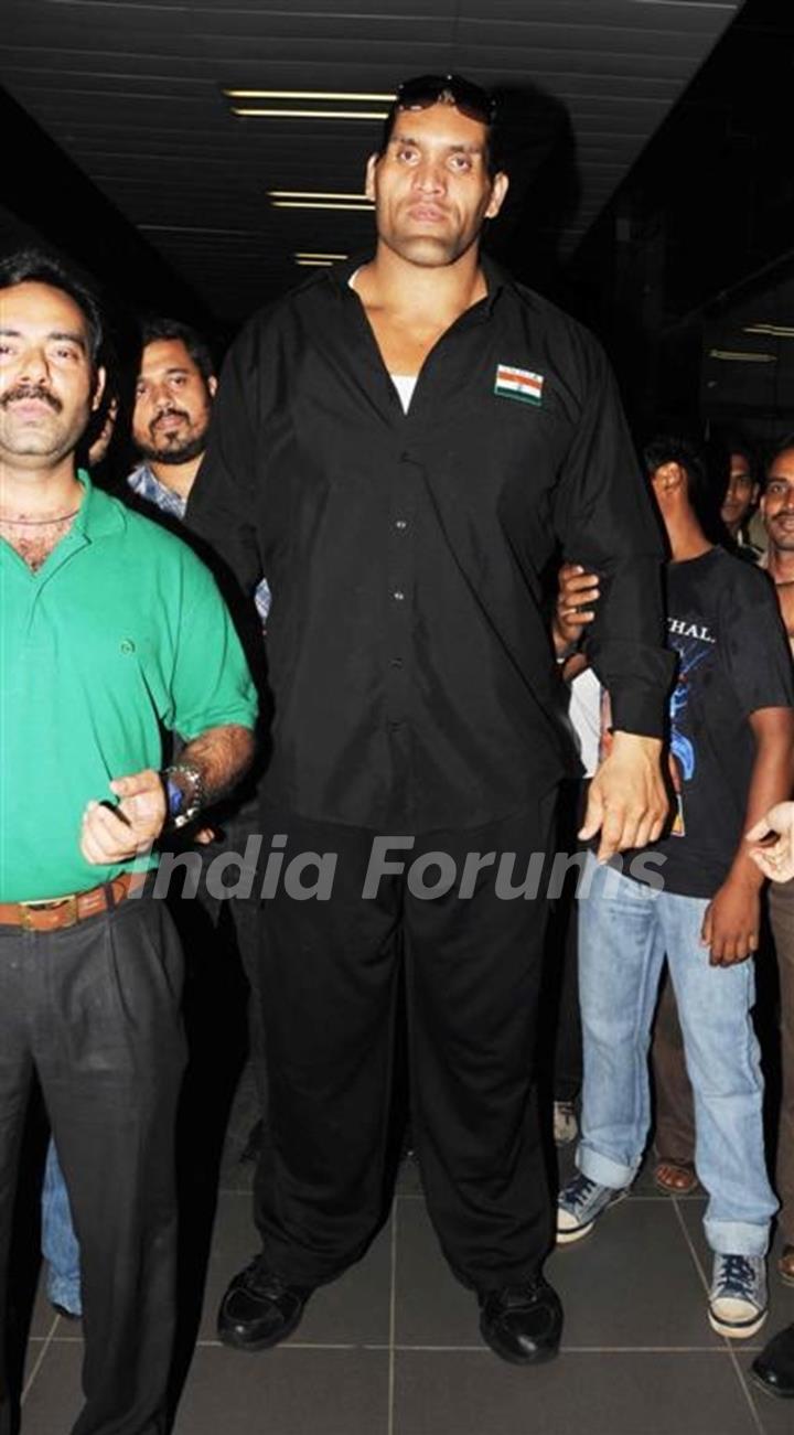 Khali arrived in India for Bigg Boss 4