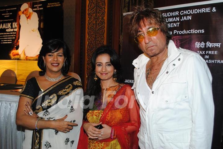 Shakti Kapoor and Divya Dutta at Music Launch of Maalik Ek Sea Princess, Mumbai