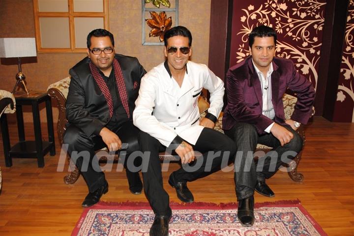 Akshay Kumar on the set of Amul Master Chef India