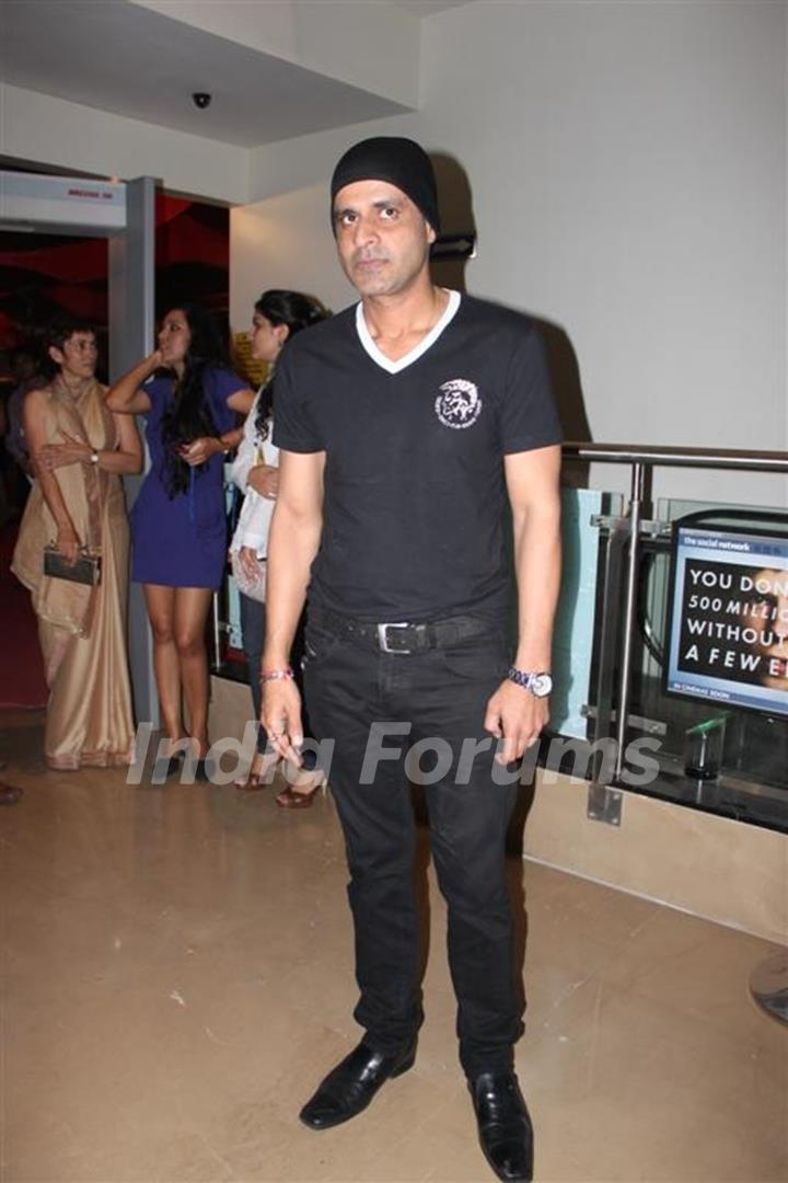 Manoj Bajpai at Premeire of Movie Ramayana - The Epic