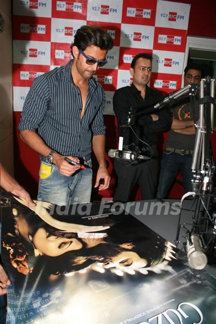 Hrithik Roshan at Big FM to promote Guzaarish