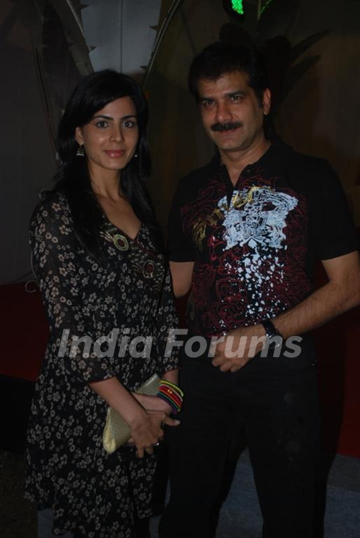 Jamnadas Majethia and Kirti Kulhari visited Sankalp Dandiya, Mumbai