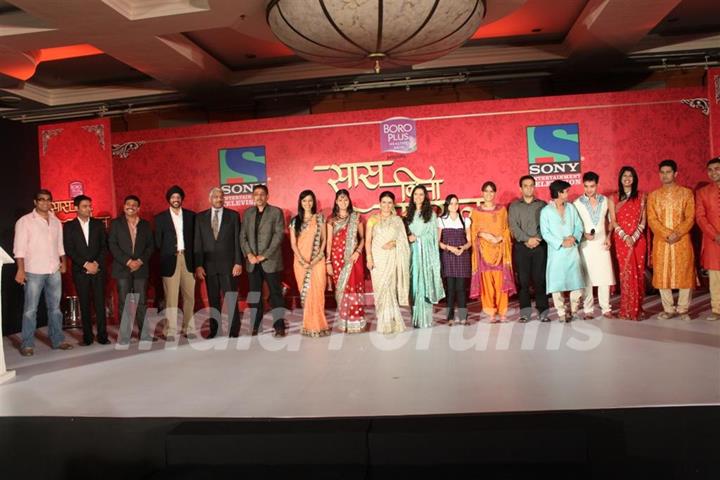 Cast and Crew at press conference of Sony's new show 'Saas Bina Sasural' at JW Marriot, Mumbai