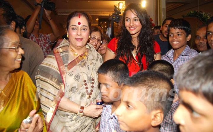 Sonakshi Sinha along with her mother Poonam Sinha at the charity event for underprivileged women and children at Mayfair Banquets in Worli, Mumbai