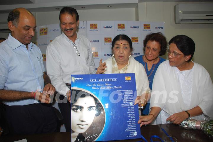 Lata Mangeshkar graces Saregama album launch at Mumbai