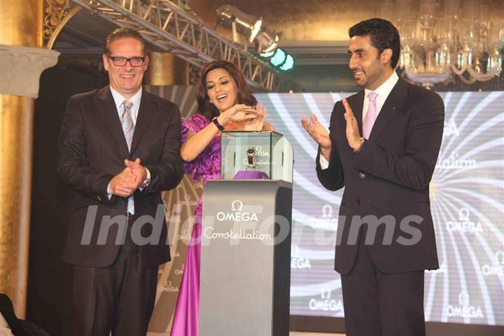 Abhishek and Sonali Bendre at Omega Constellation watches fashion show in Mumbai