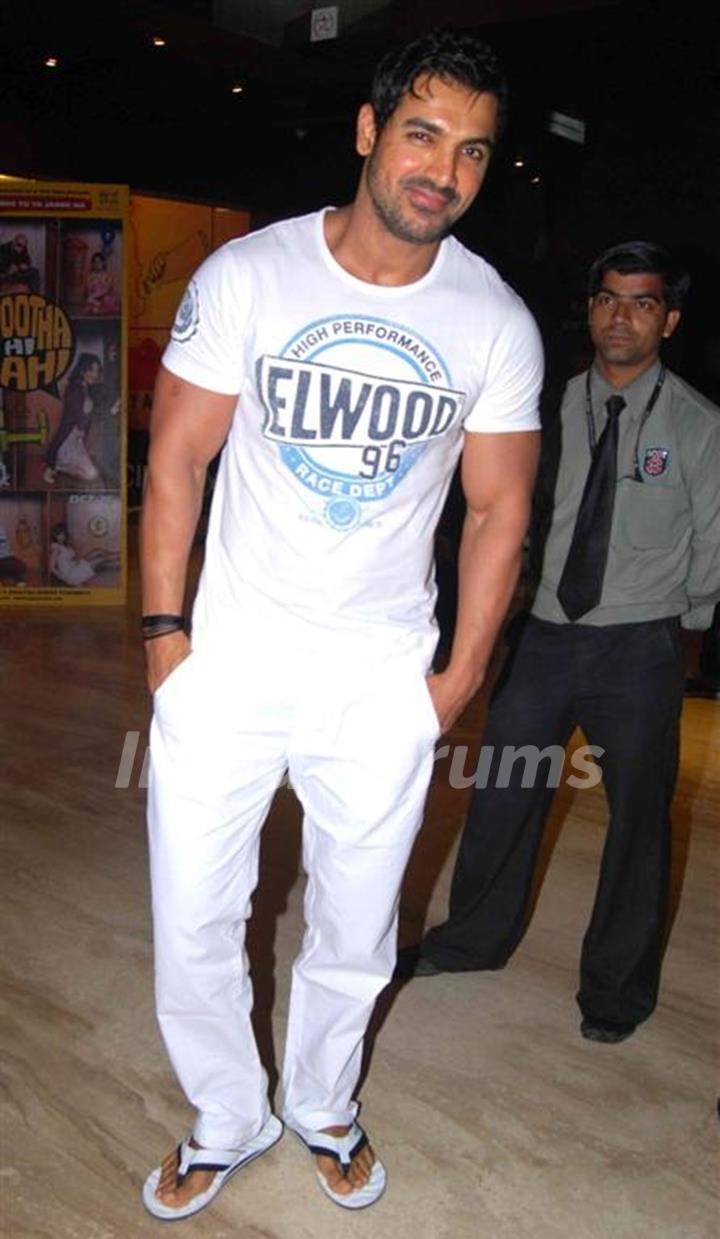 John Abraham at Jhootha Hi Sahi Special Screening at Cinemax, Mumbai