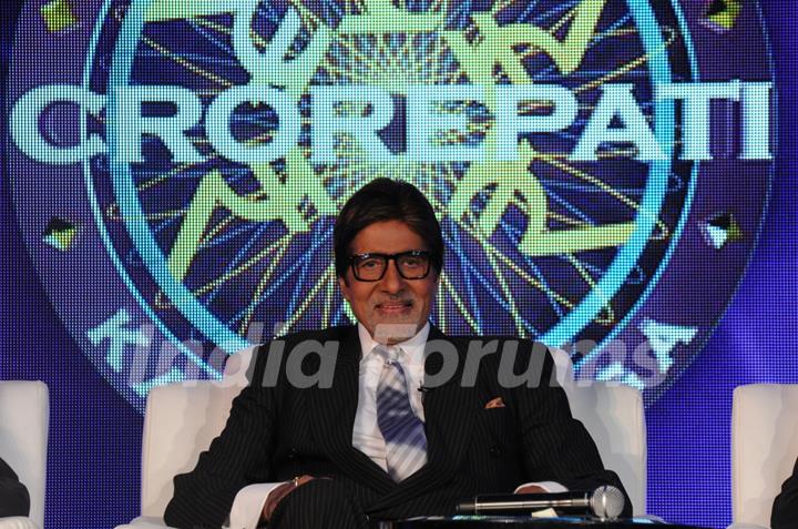 Amitabh Bachchan as a host in Kaun Banega Crorepati 4