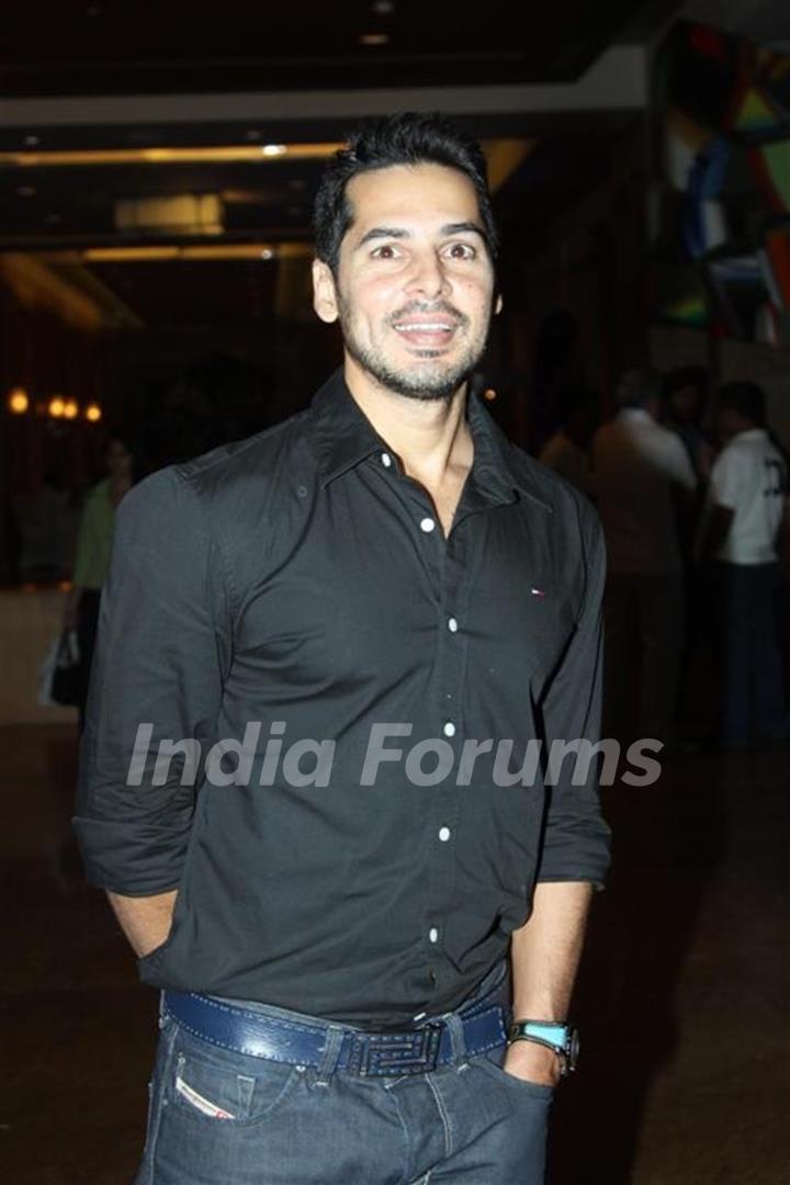 Dino Morea at ET Retail awards 2010