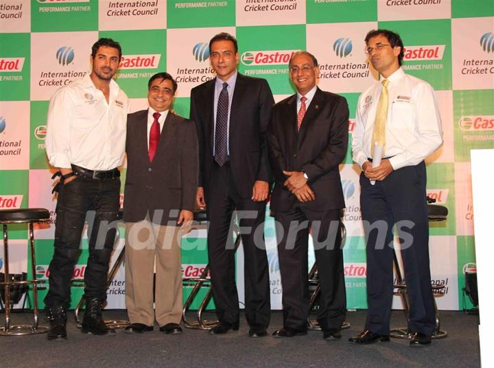 John Abraham, Harsha Bhogle and Ravi Shastri at Castrol-ICC World Cup Event at Mumbai