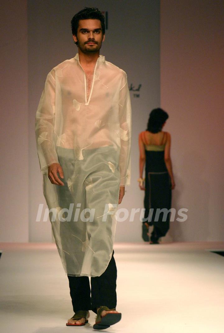 A model showcasing a designer Wendell Rodricks,s creation at the Wills Lifestyle India Fashion Week-Spring summer 2011,in New Delhi on Sunday