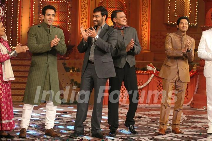 Cast of Movie Golmaal 3 and Mithun on the sets of Colors Diwali show