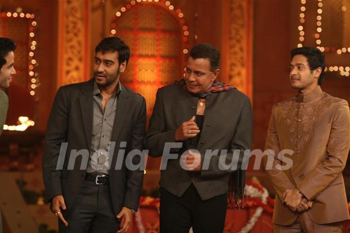 Cast of Movie Golmaal 3 and Mithun on the sets of Colors Diwali show