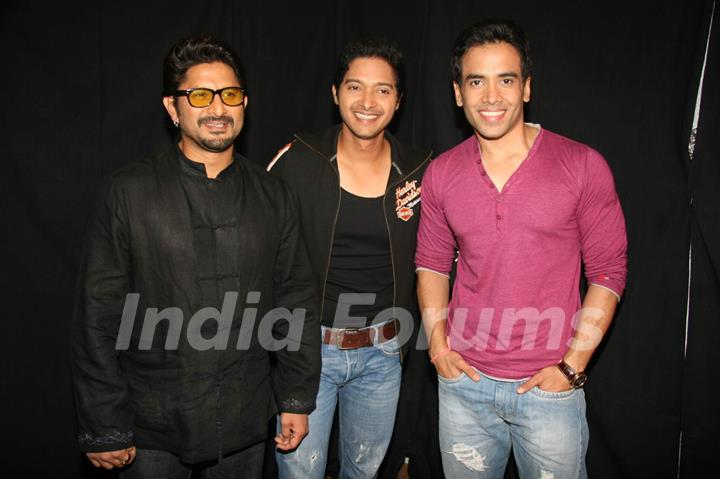 Golmaal 3 stars Arshad Warsi, Kunal Khemu and Tusshar Kapoor on the sets of KBC