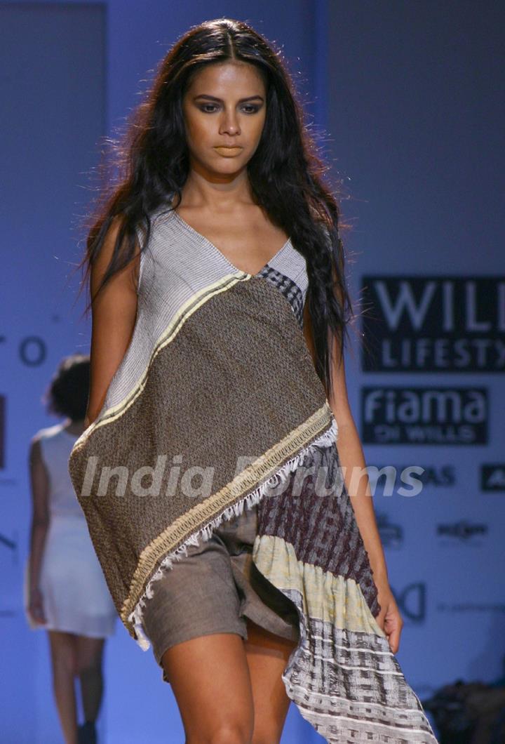 A model showcasing designer Gaurav Jai Gupta's  creation at the Wills Lifestyle India Fashion Week-Spring summer 2011 in New Delhi on Tue 26 Oct 2010