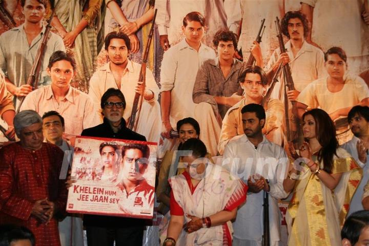 Bachchan Family at Audio release of 'Khelein Hum Jee Jaan Sey'