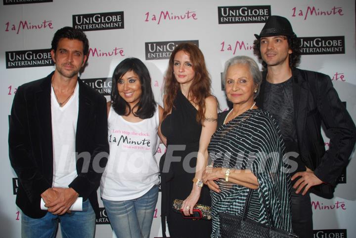 Hrithik Roshan, Waheeda Rehman and Suzzane Khan at Namrata Gujral's 1 A Minute film on breast cancer