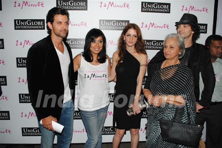 Hrithik Roshan, Waheeda Rehman and Suzzane Khan at Namrata Gujral's 1 A Minute film on breast cancer