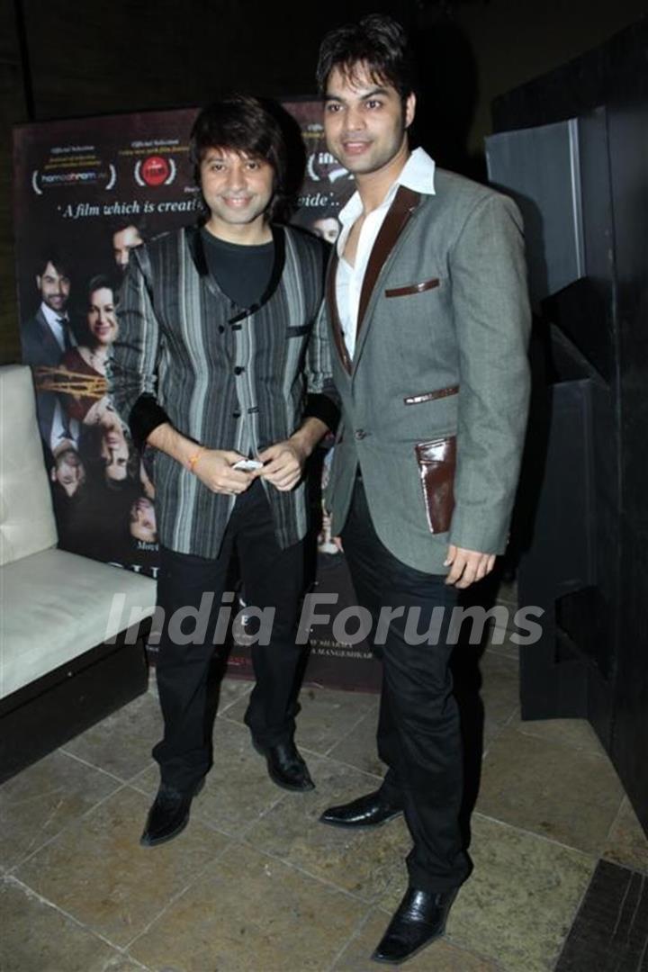 Kapil Sharma and Maradona Rebello at Success party of Dunno Y... Winning Viewers Choice Award