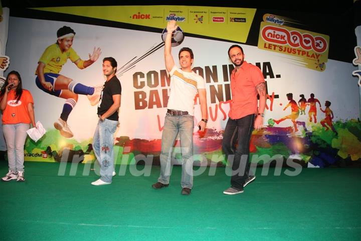 The Golmaal 3 cast and crew supports Nick Let's Just Play