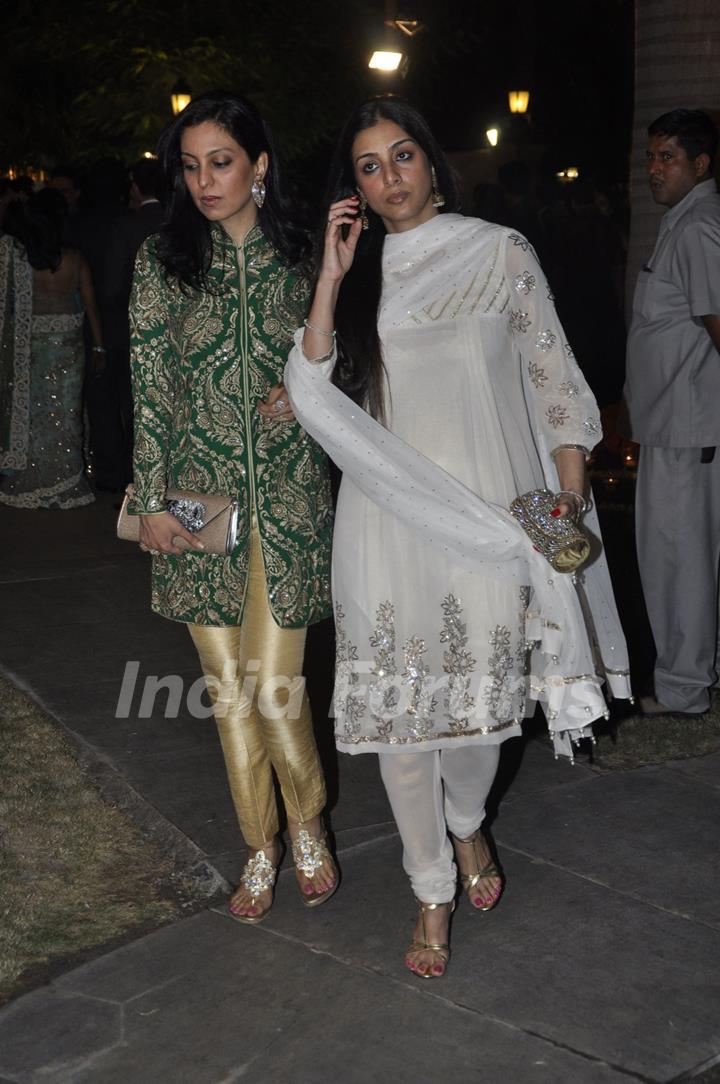 Tabu at Vivek Oberoi's wedding reception at ITC Grand Maratha