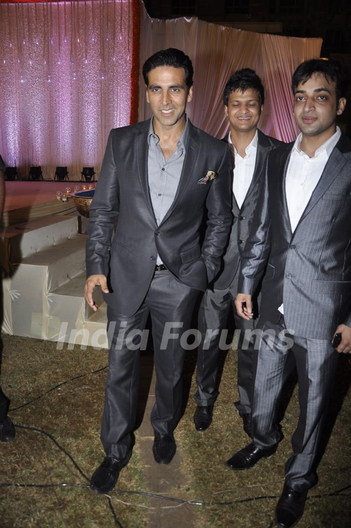 Akshay Kumar at Vivek Oberoi's wedding reception at ITC Grand Maratha