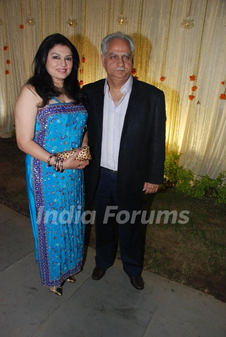 Ramesh Sippy and Kiran Juneja at Vivek Oberoi's wedding reception at ITC Grand Maratha