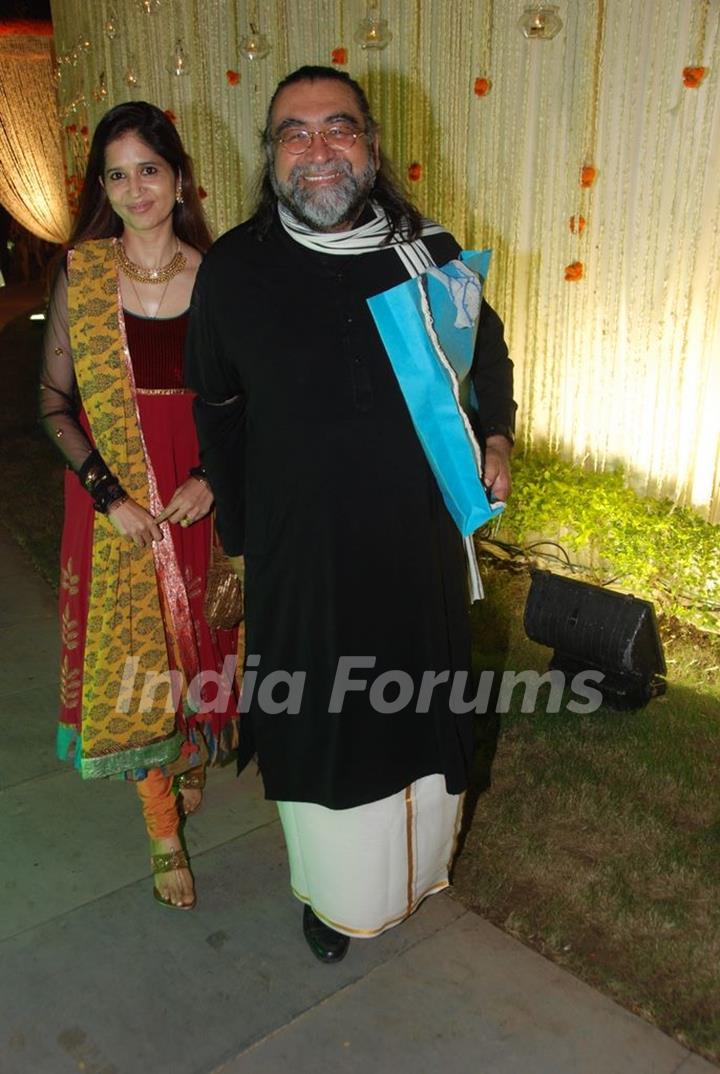 Guest at Vivek Oberoi's wedding reception at ITC Grand Maratha