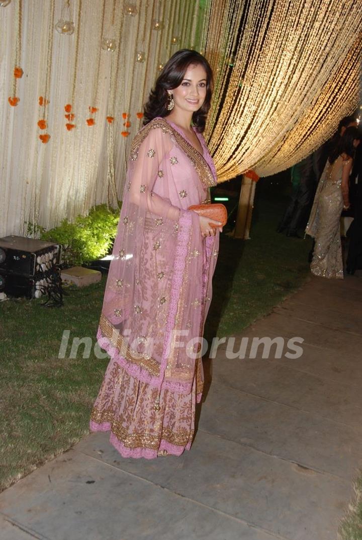 Dia Mirza at Vivek Oberoi's wedding reception at ITC Grand Maratha