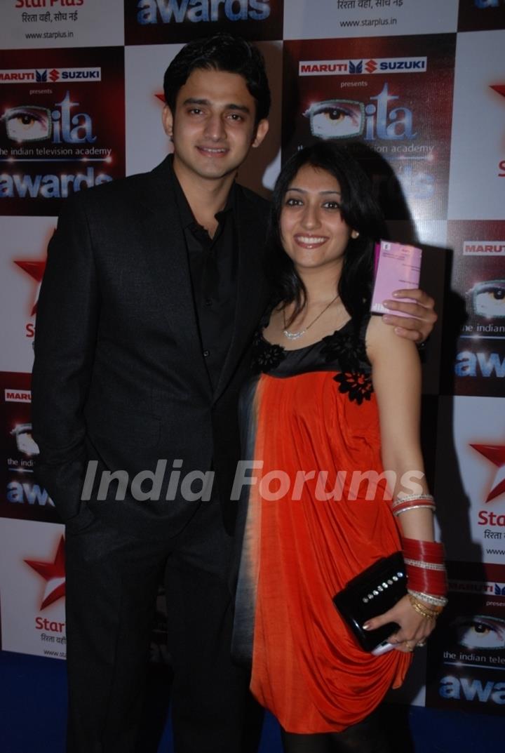 Romit Raj first appearence with his newly wed wife at Star Plus ITA awards Red carpet