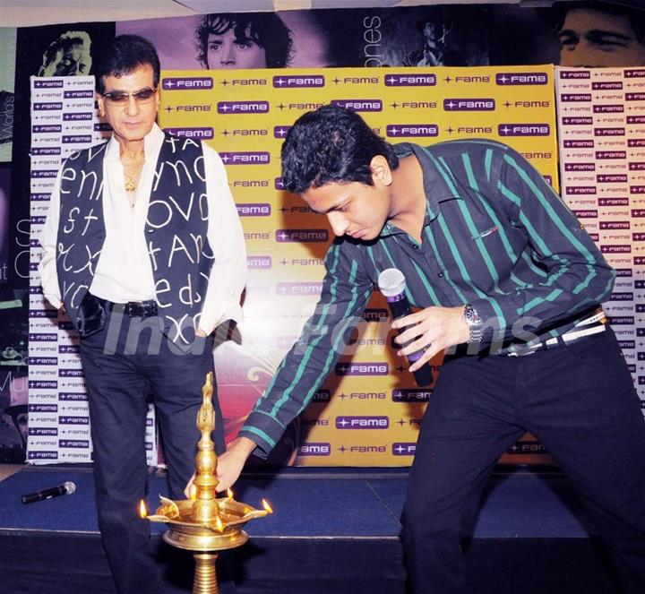 Fame Big Cinemas honours Jeetendra with the Evergreen lantern at Fame Big Cinema in Andheri