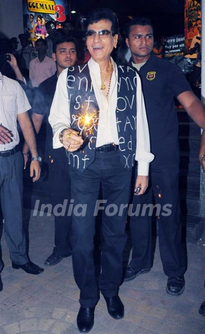 Fame Big Cinemas honours Jeetendra with the Evergreen lantern at Fame Big Cinema in Andheri