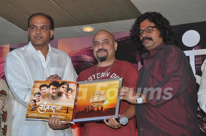 Ashutosh Gowariker at the Music Launch of the Marathi film Sumbarn at the MIG Club