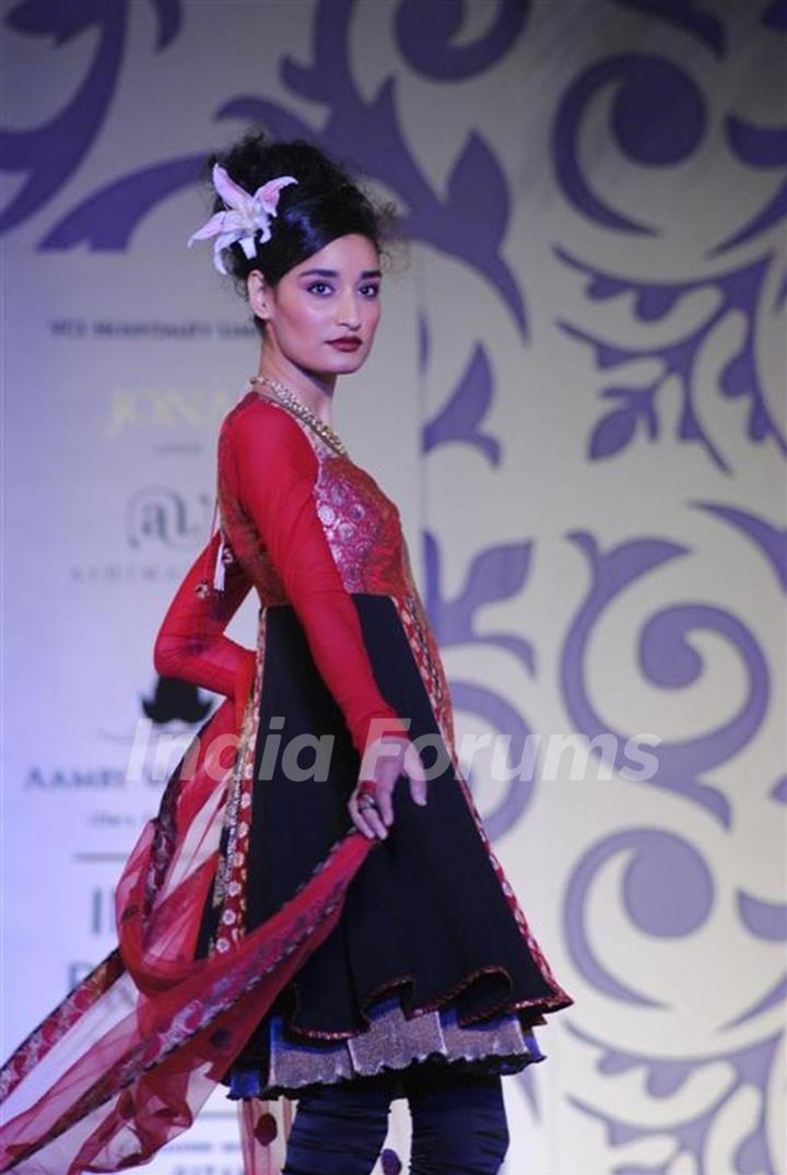 Model Walks at Aamby Valley Indian Bridal Week day 4