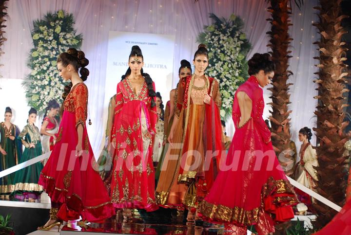 Models Walk for fashion designer Manish Malhotra at Aamby Valley Indian Bridal Week day 5