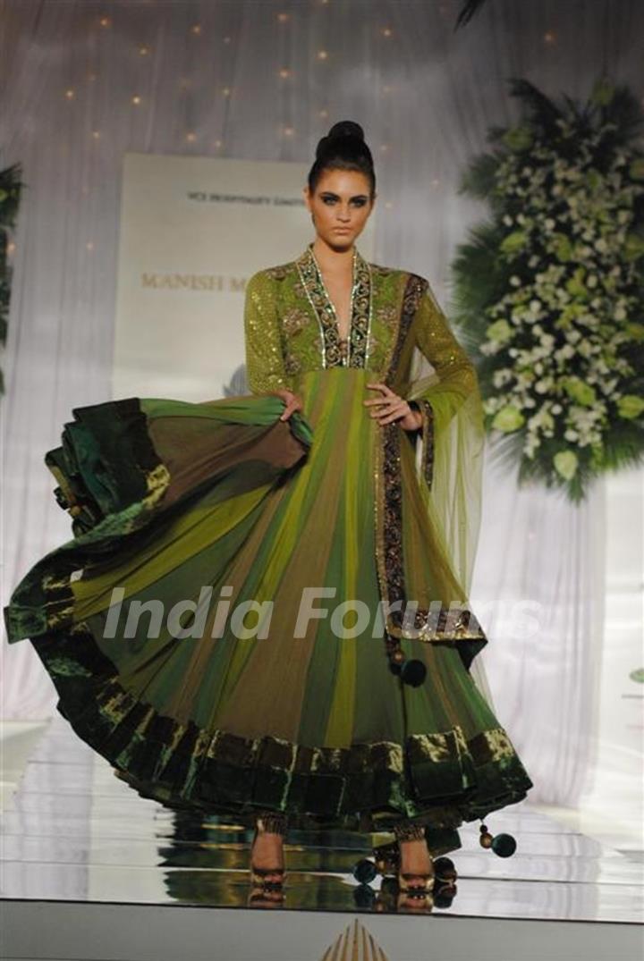 Model Walks for fashion designer Manish Malhotra at Aamby Valley Indian Bridal Week day 5