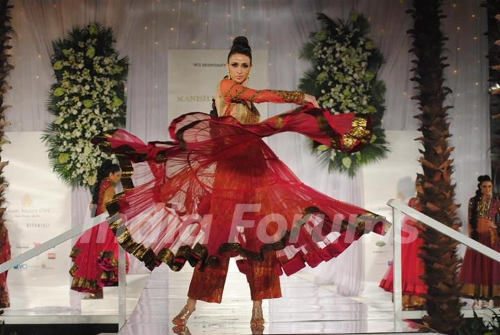 Model Walks for fashion designer Manish Malhotra at Aamby Valley Indian Bridal Week day 5