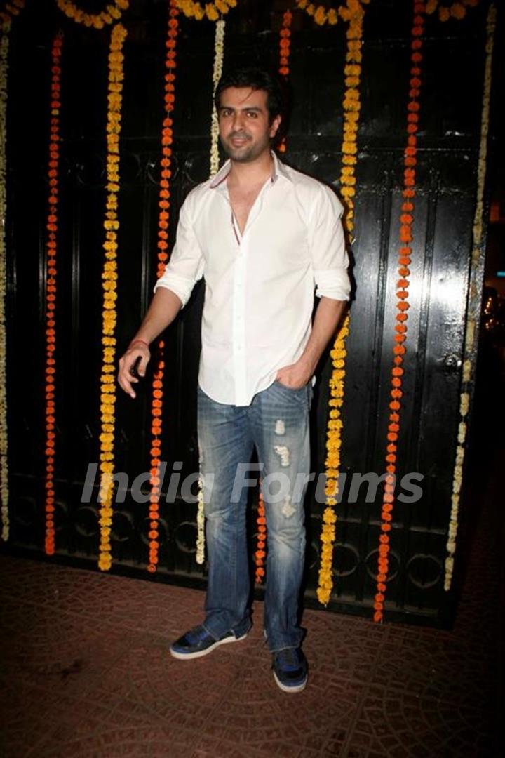 Harman Baweja graces Ekta Kapoor's Diwali bash