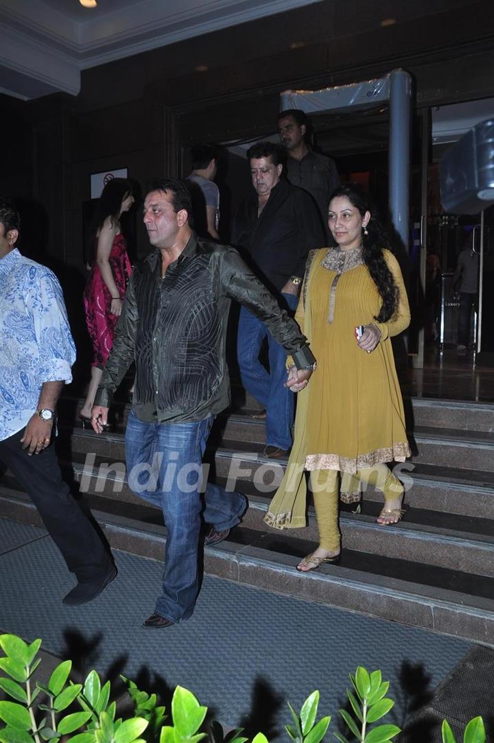 Sanjay Dutt with his wife at Baba Dewan's Birthday bash, Taj Land's End