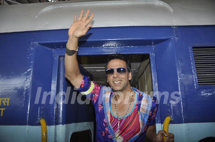 Akshay Kumar at Tees Maar Khan music launch