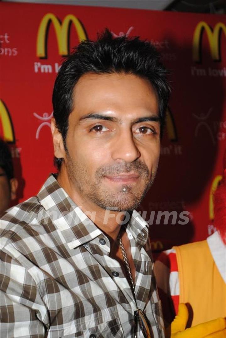 Arjun Rampal celebrate Children’s Day with underprivileged kids at McDonalds at Fun Republic in Andheri, Mumbai