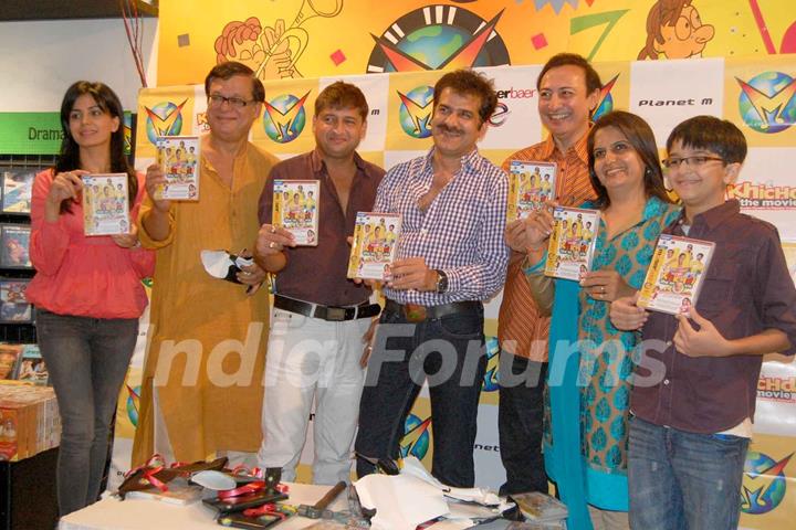 Khichdi (the Movie) cast & crew - destroy pirated CDs of the movie - as a symbolic gesture against anti-piracy, before the launch of its home Video by Moser Baer Entertainment