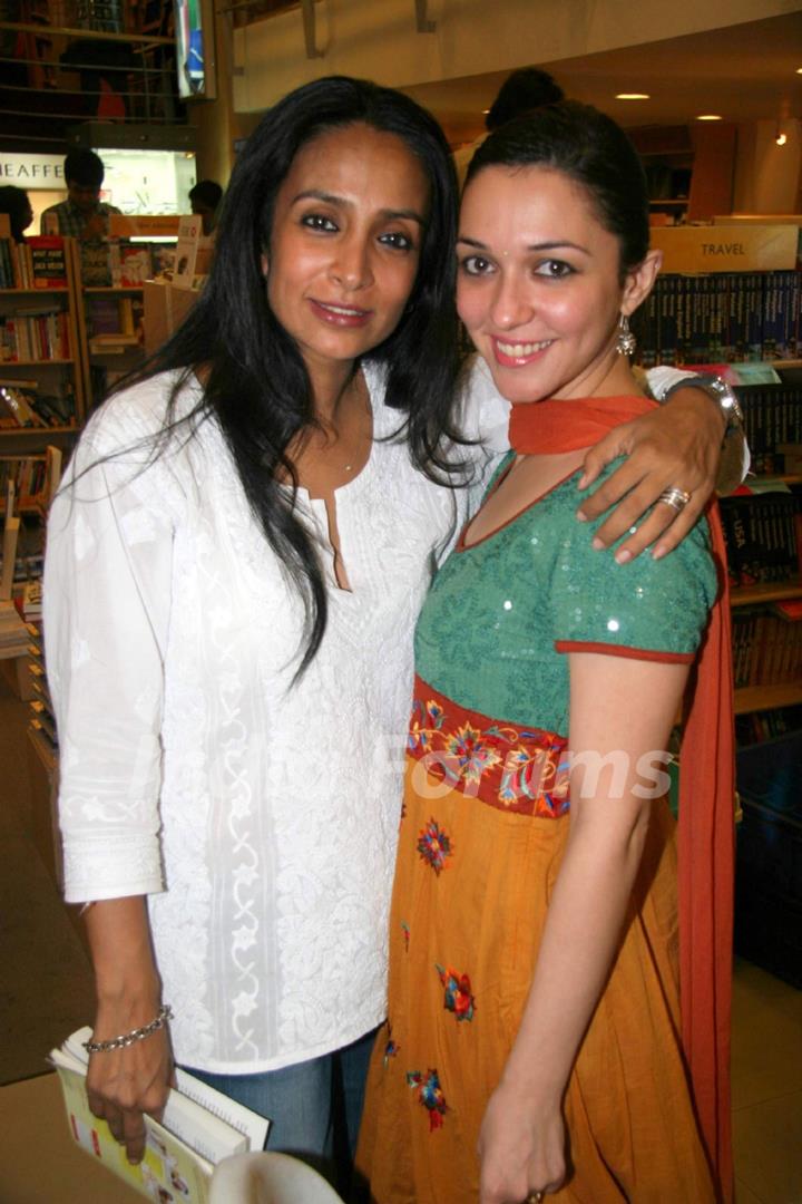 Nauheed Cyrusi and Suchitra Pillai at Urban Shots book launch at Crossword