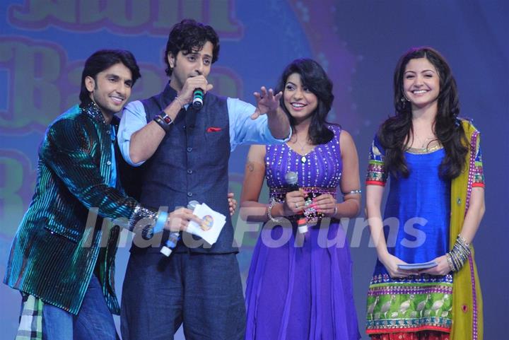 Anushka, Salim and Ranveer at Band Baaja Barat promotional musical event at Yashraj Studio