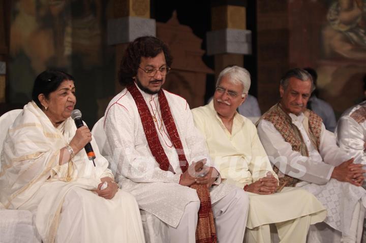 Lata Mangeshkar at National Festival Of Indian Classical Music & Dance at Ravindra Natya Mandir