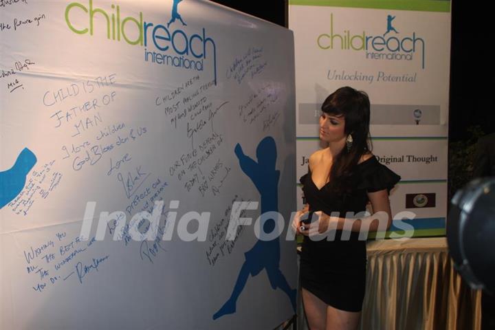 Yana Gupta at Child Reach NGO Event